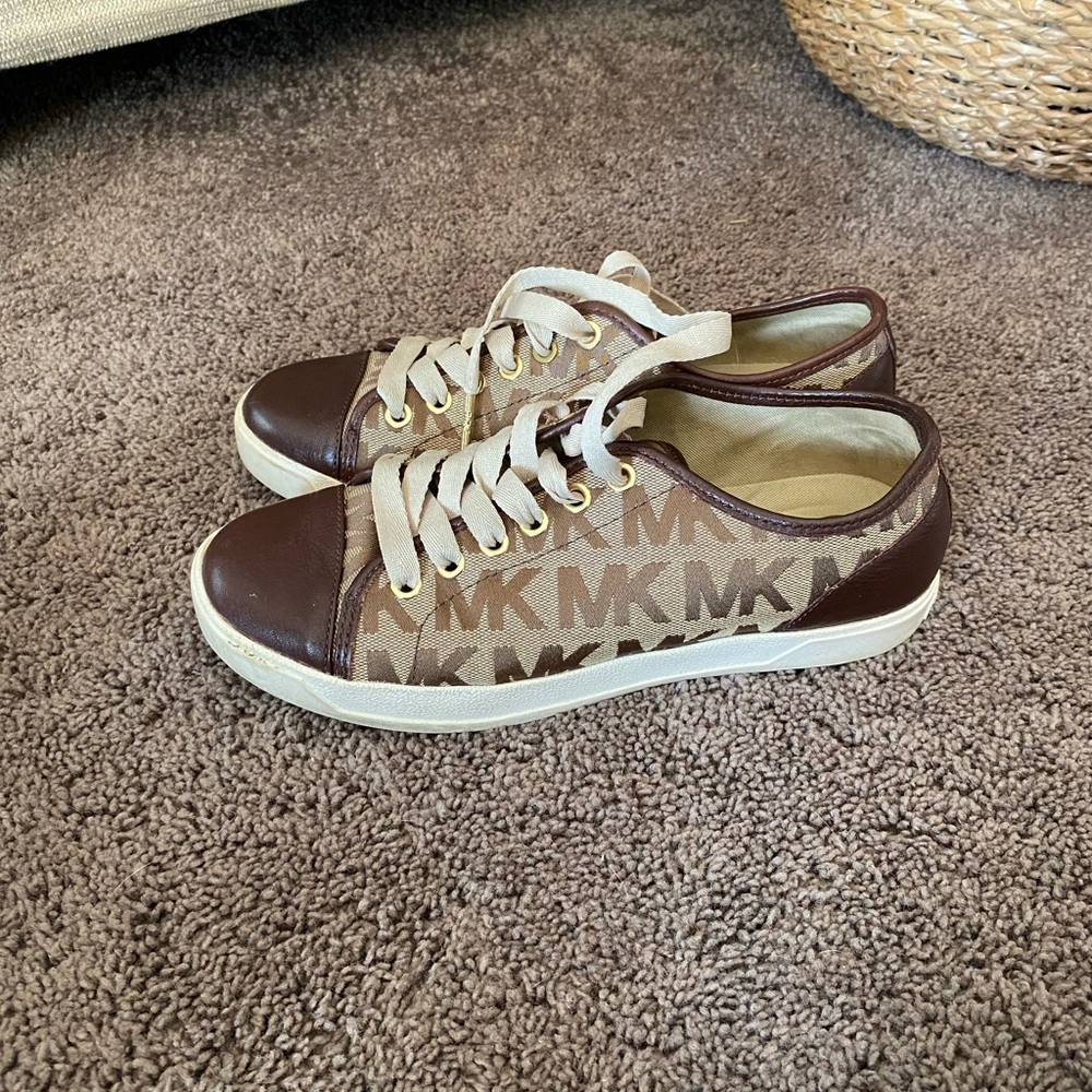 Michael Kors Shoe